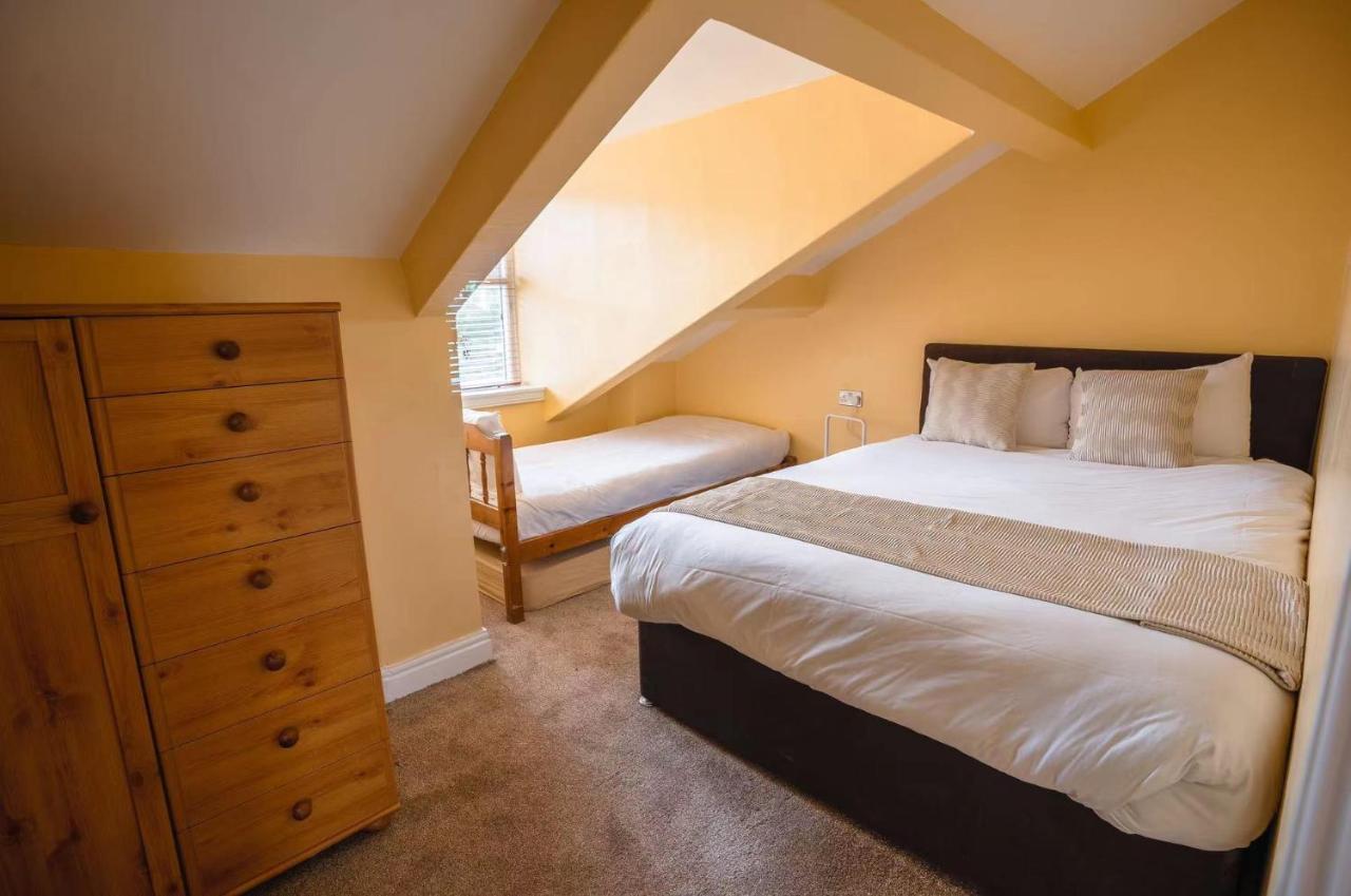 Apartment Wv Flat Center *
